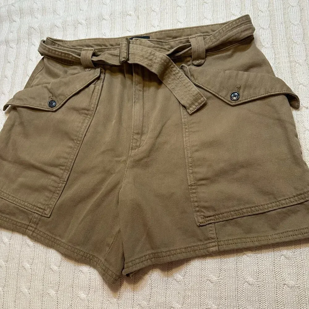 Banana Republic Belted Chino Shorts sz 12 100% cotton Shorts